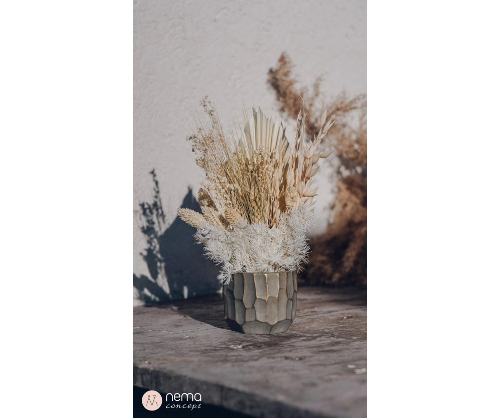 Athens Dried flower bouquet in concrete vases