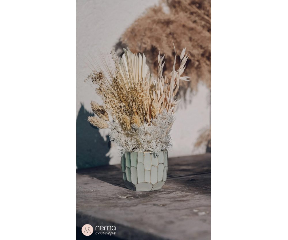 Athens Dried flower bouquet in concrete vases