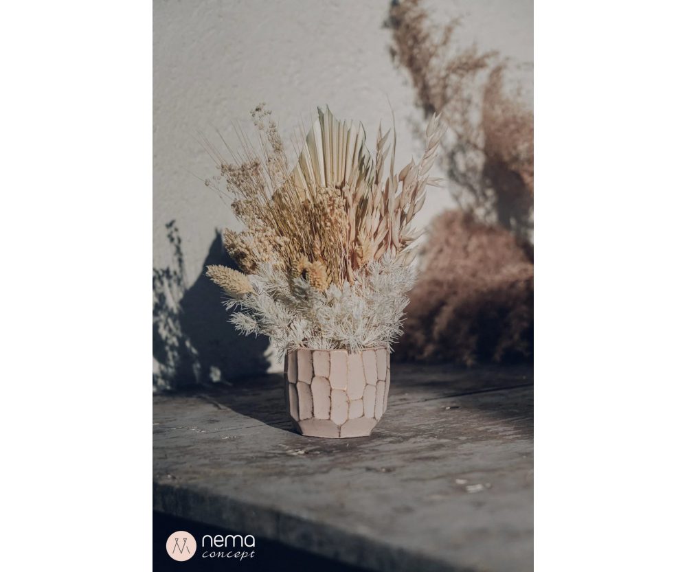 Athens Dried flower bouquet in concrete vases